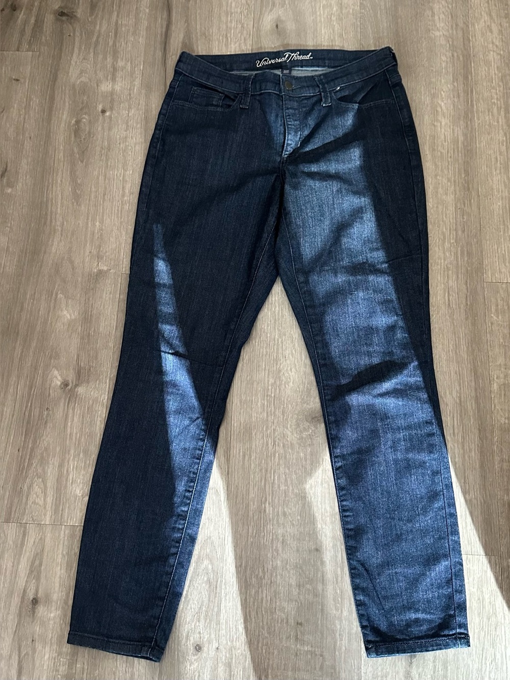 Universal Thread Jeans